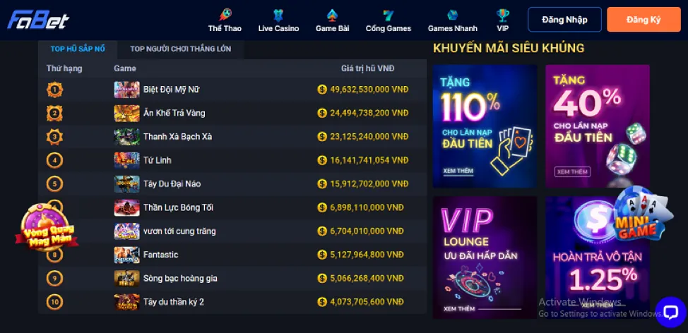 Người chơi đang phân tích chiến lược nổ hũ trên màn hình máy tính King888 Slot